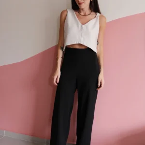 Calça reta crepe Clarisse Turmalina Negra