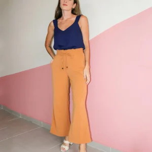 Calça Pantacourt Thassia Bege Mascavo